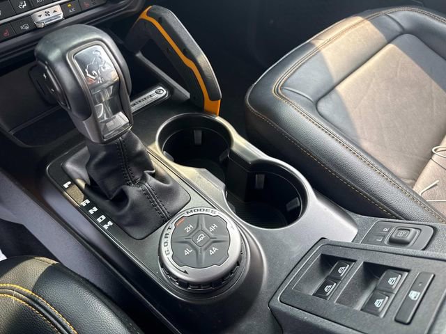 Used 2022 Ford Bronco Badlands image 24