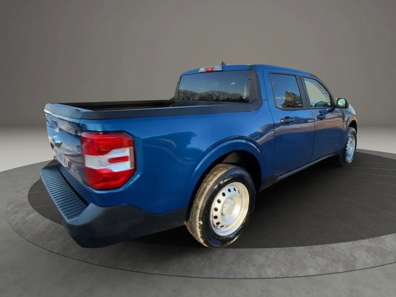 Used 2024 Ford Maverick XL FWD image 4