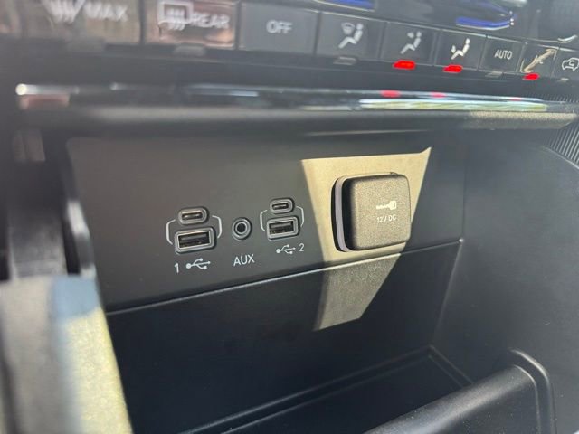 New 2025 Jeep Grand Cherokee L Limited w/ Black Appearance Package image 36