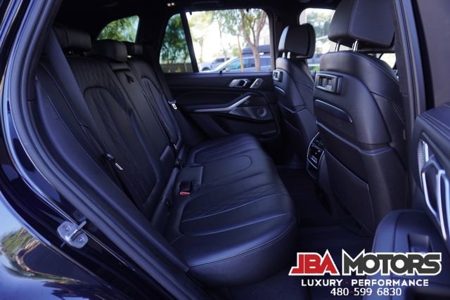 Used 2021 BMW X5 M50i w/ Executive Package image 80