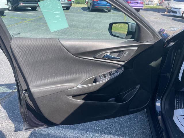 Used 2023 Chevrolet Malibu LT image 11