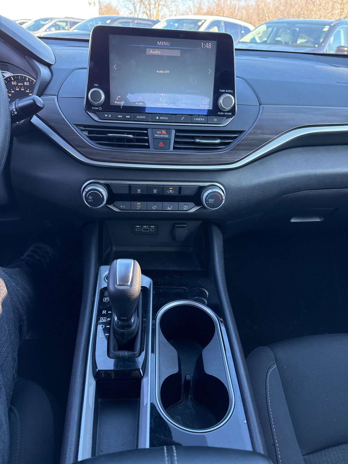 Used 2024 Nissan Altima 2.5 SV image 11