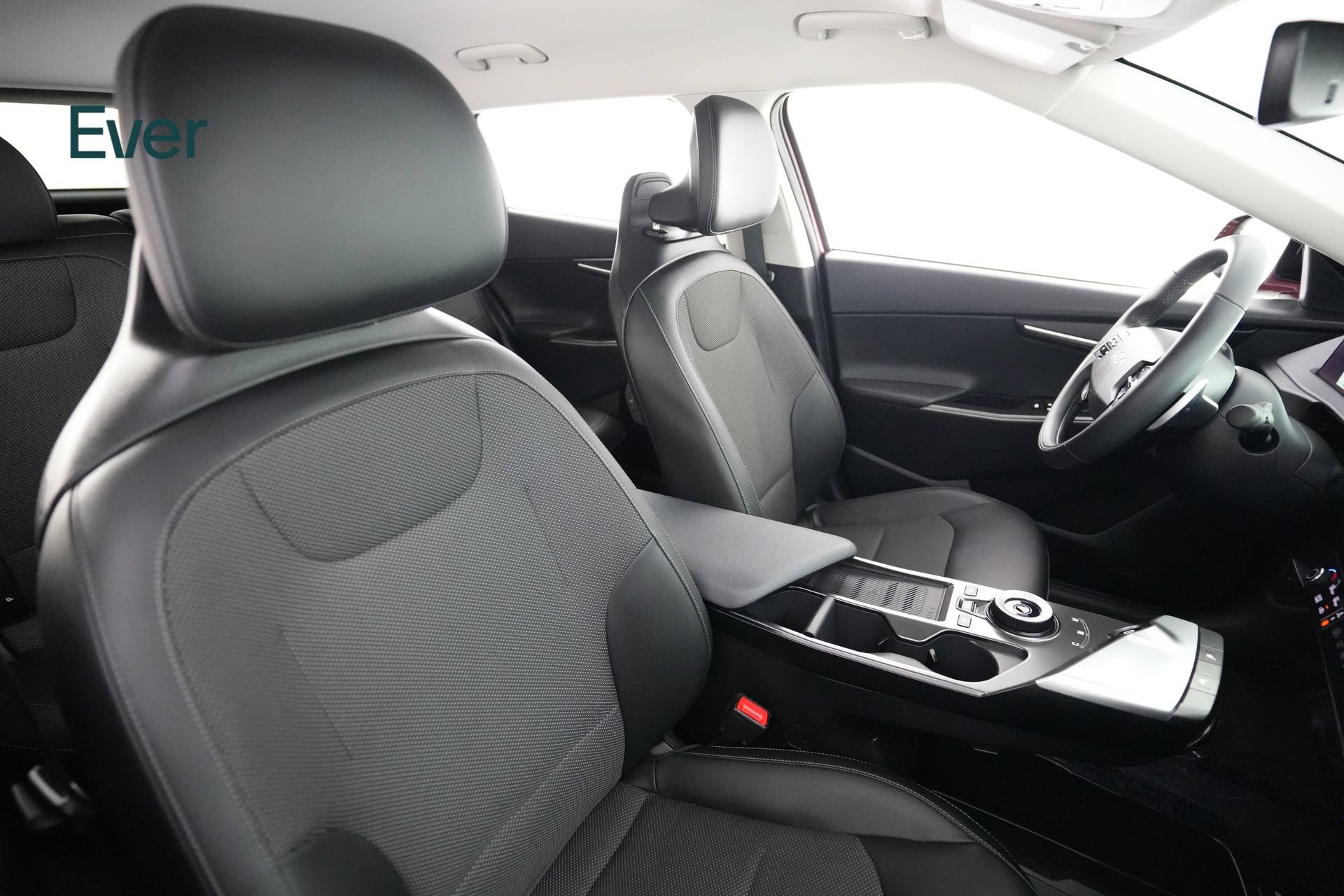 Used 2024 Kia EV6 Light RWD image 23