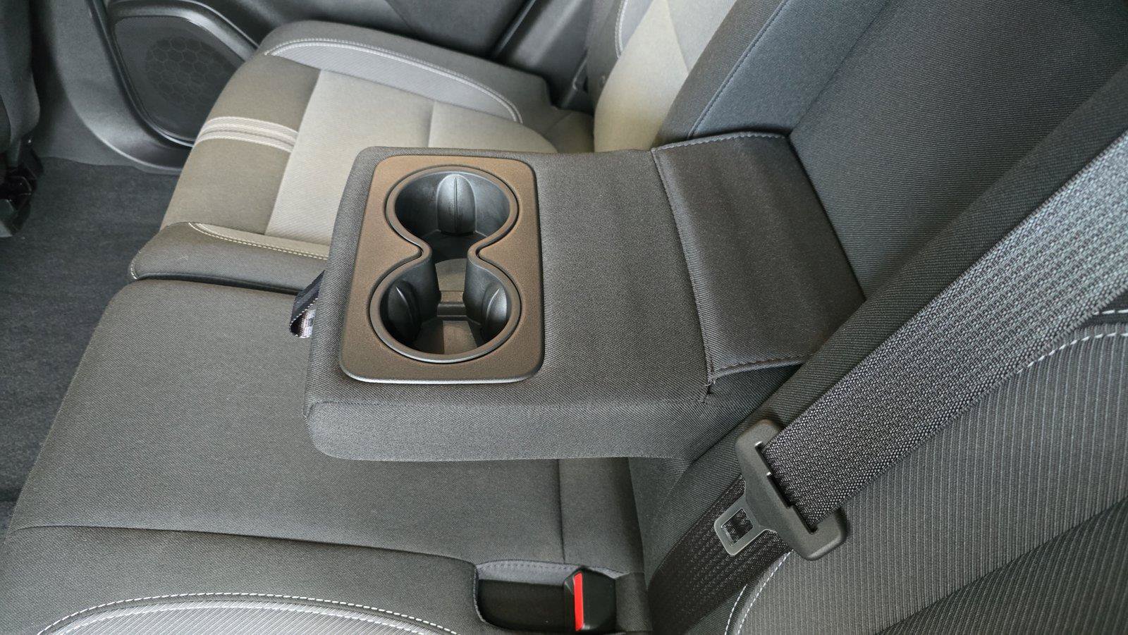 Used 2023 Chevrolet Blazer LT FWD image 19