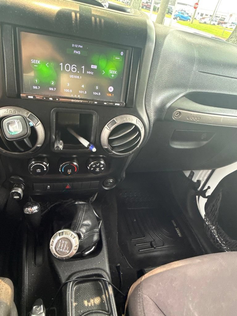 Used 2013 Jeep Wrangler Sport w/ Connectivity Group AWD/4WD image 24