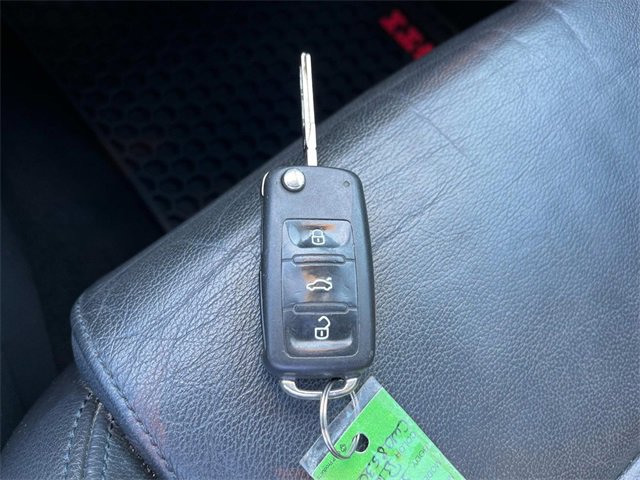 Used 2012 Volkswagen Golf 4-Door image 33