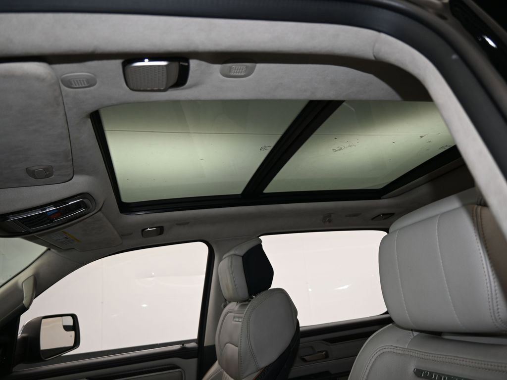 Used 2025 RAM 1500 Tungsten image 11