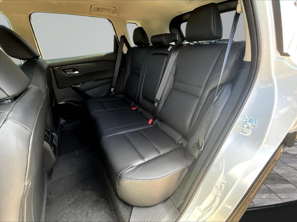 New 2026 Nissan Rogue Dark Armor AWD/4WD image 28