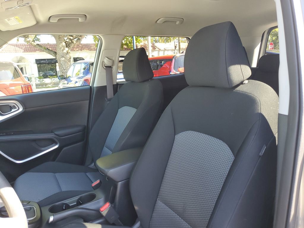 Certified 2023 Kia Soul LX image 20
