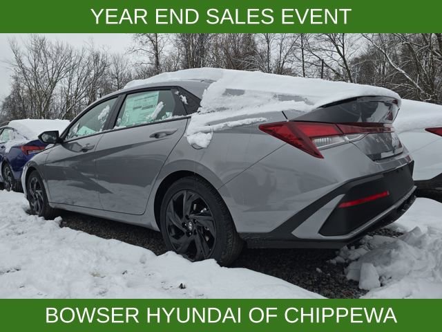 New 2026 Hyundai Elantra Sport image 3