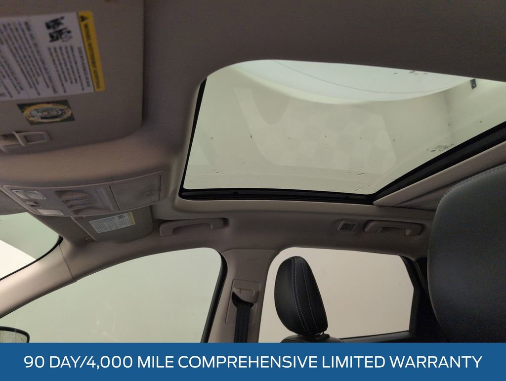 Used 2020 Ford Escape SE Sport image 9