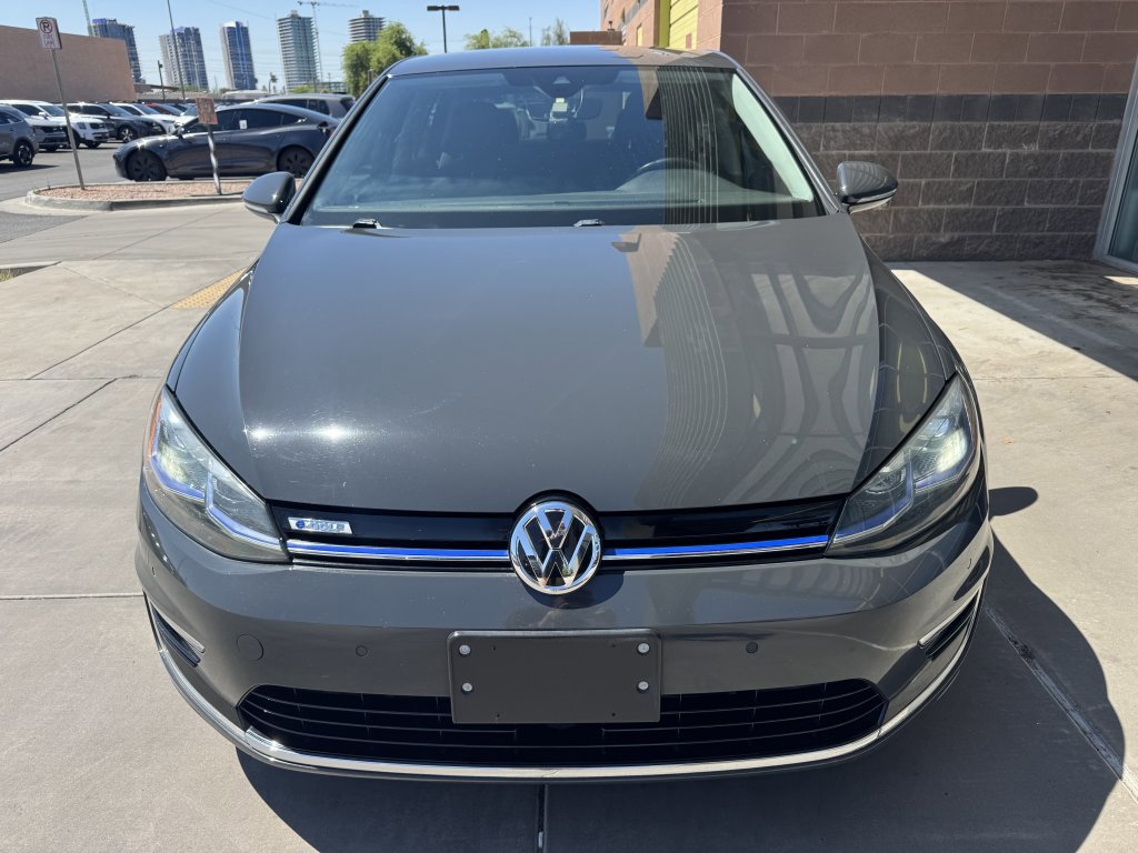 Used 2019 Volkswagen e-Golf SEL Premium image 10