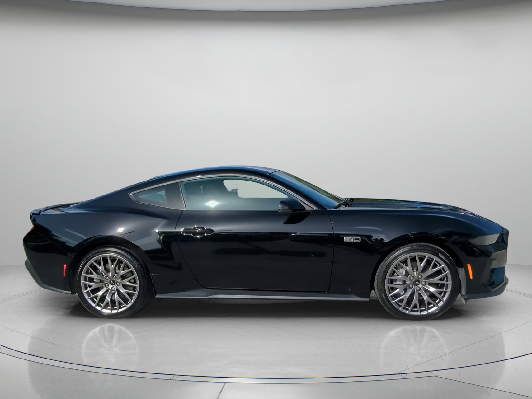 Certified 2025 Ford Mustang GT Premium image 32