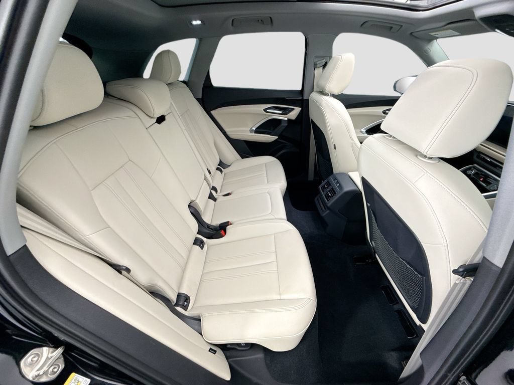 Used 2025 Audi Q5 Premium AWD/4WD image 21