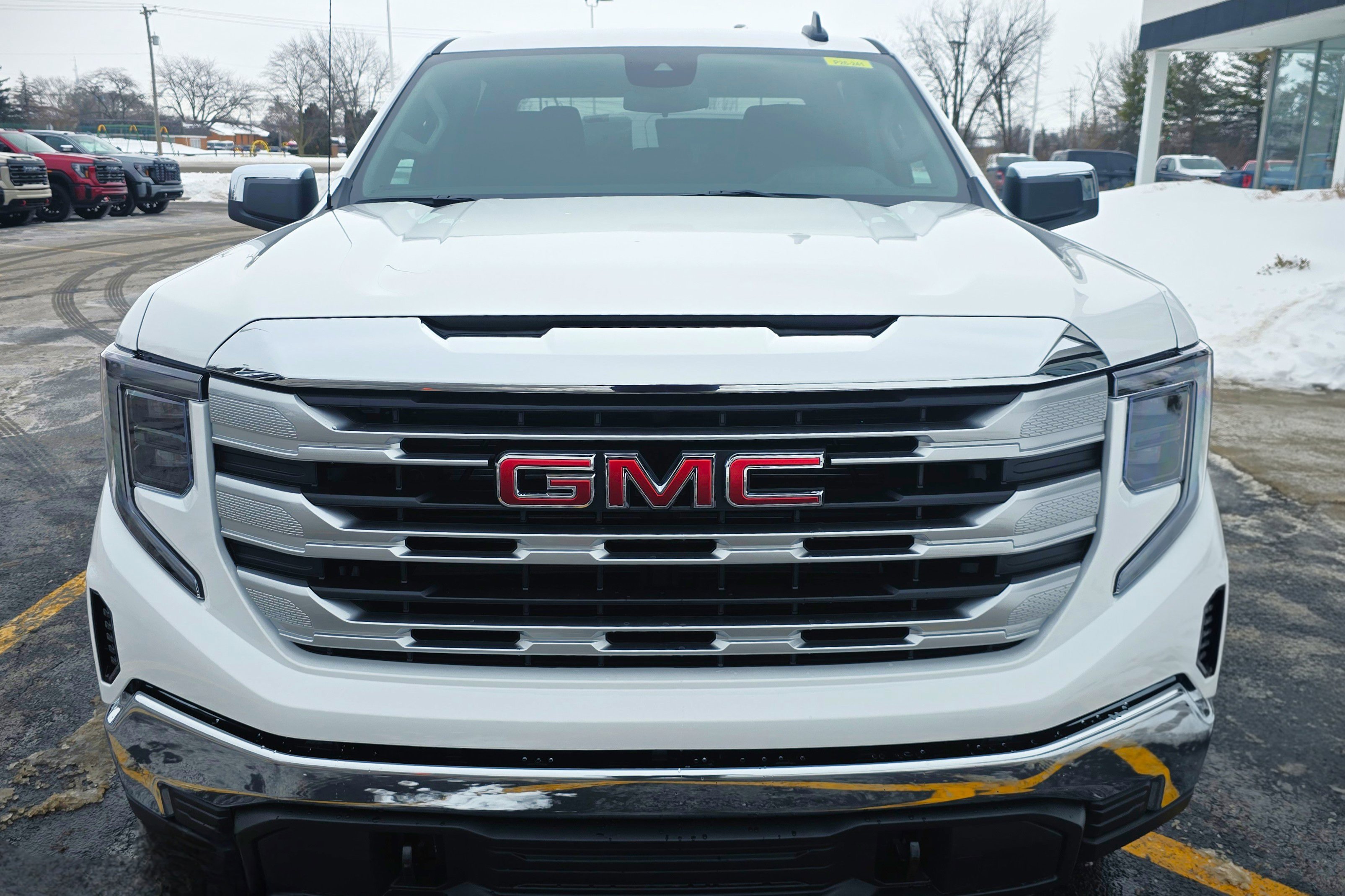 New 2026 GMC Sierra 1500 SLE w/ X31 Off-Road Package image 2