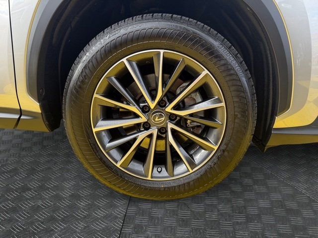 Used 2022 Lexus NX 350 Premium image 9