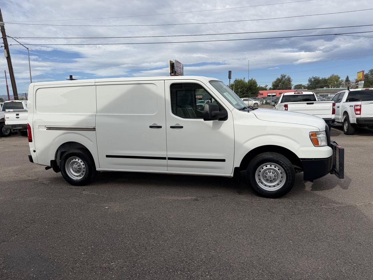 Used 2020 Nissan NV 1500 S RWD image 1