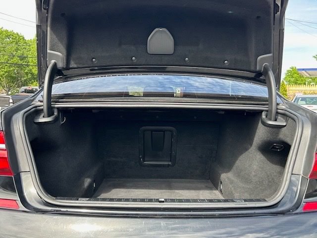 Used 2019 BMW 740i xDrive w/ M Sport Package AWD/4WD image 10