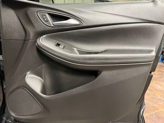 Used 2021 Buick Encore GX Select w/ Sport Touring Package image 25