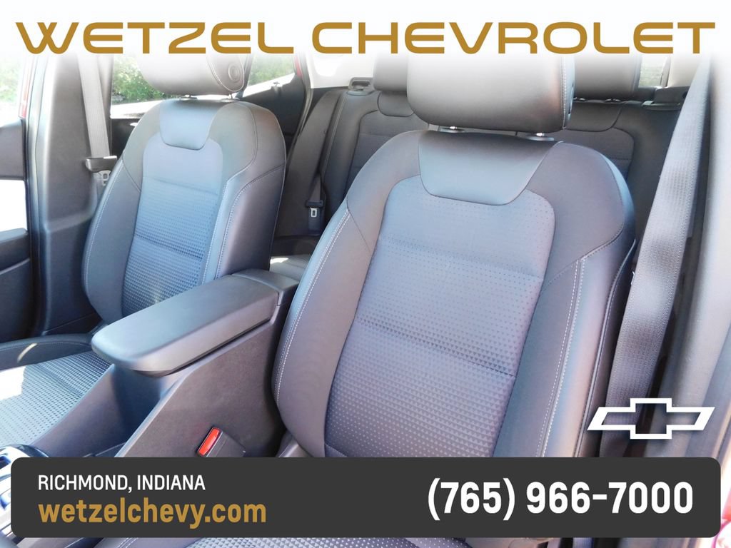 Used 2025 Chevrolet Trax LT w/ Driver Confidence Package FWD image 14