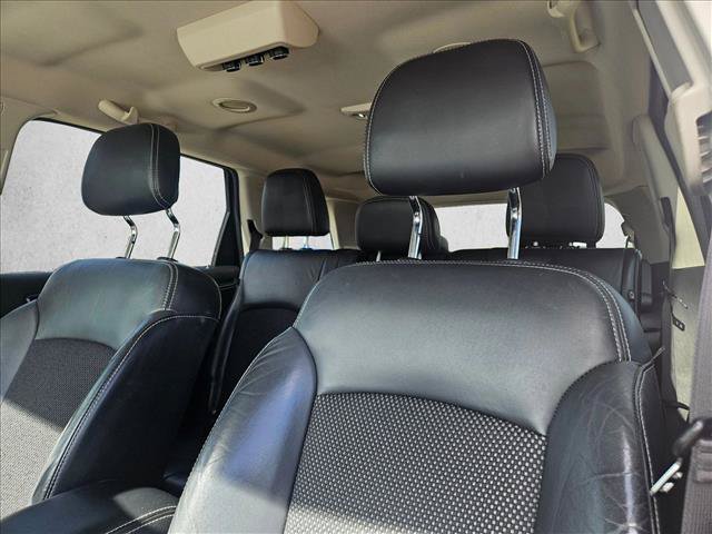 Used 2019 Dodge Journey Crossroad FWD image 9
