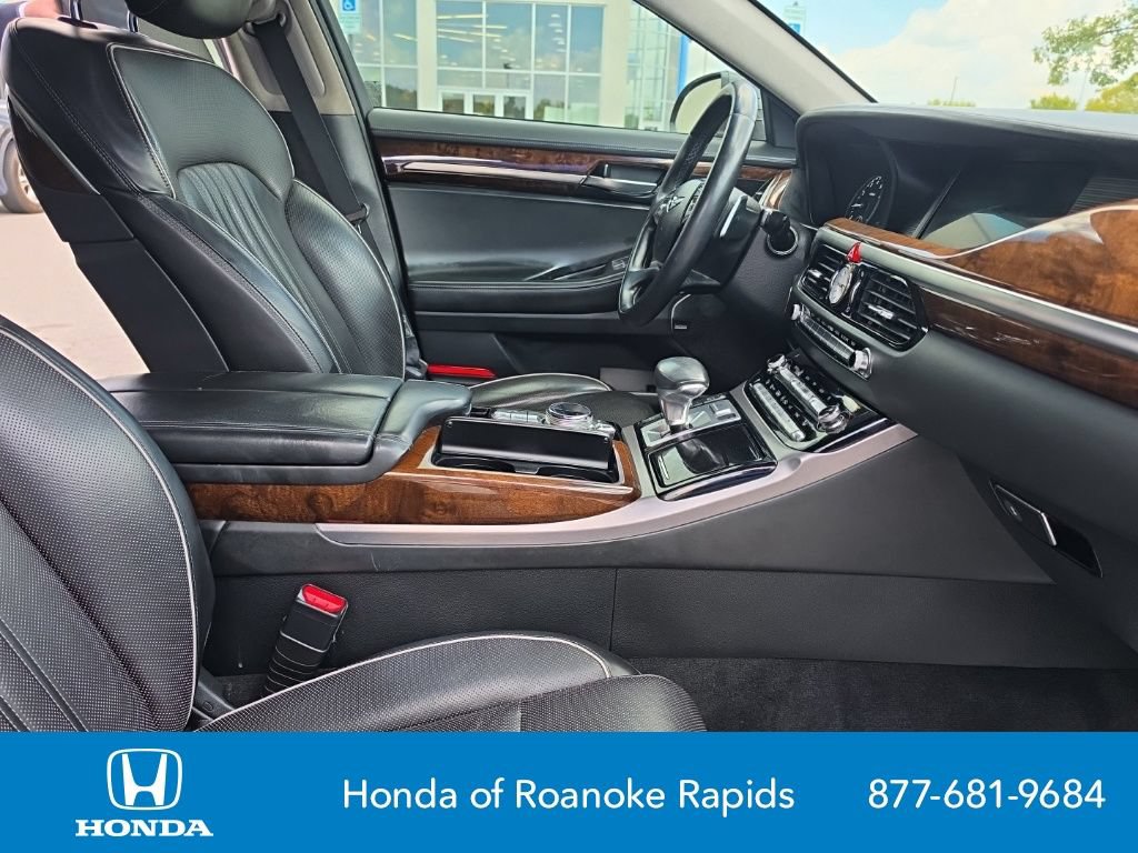 Used 2017 Genesis G90 5.0 Ultimate RWD image 15