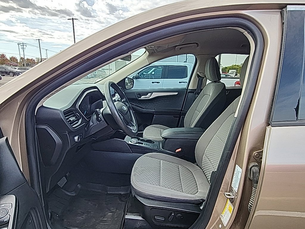 Used 2020 Ford Escape SE AWD/4WD image 28