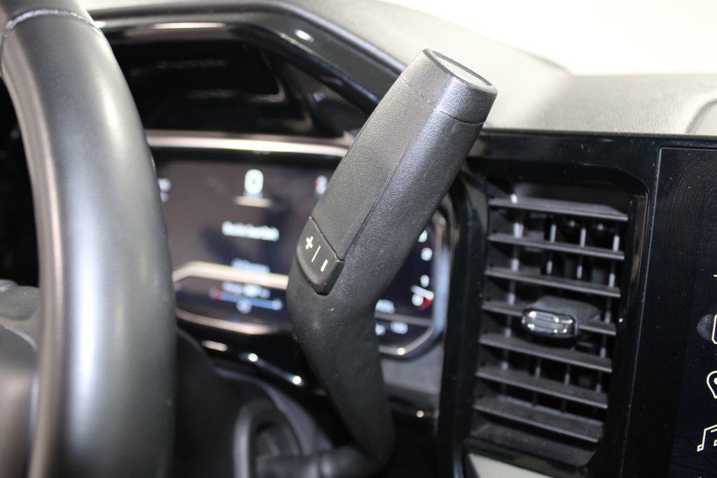 Used 2024 GMC Sierra 1500 SLT image 26