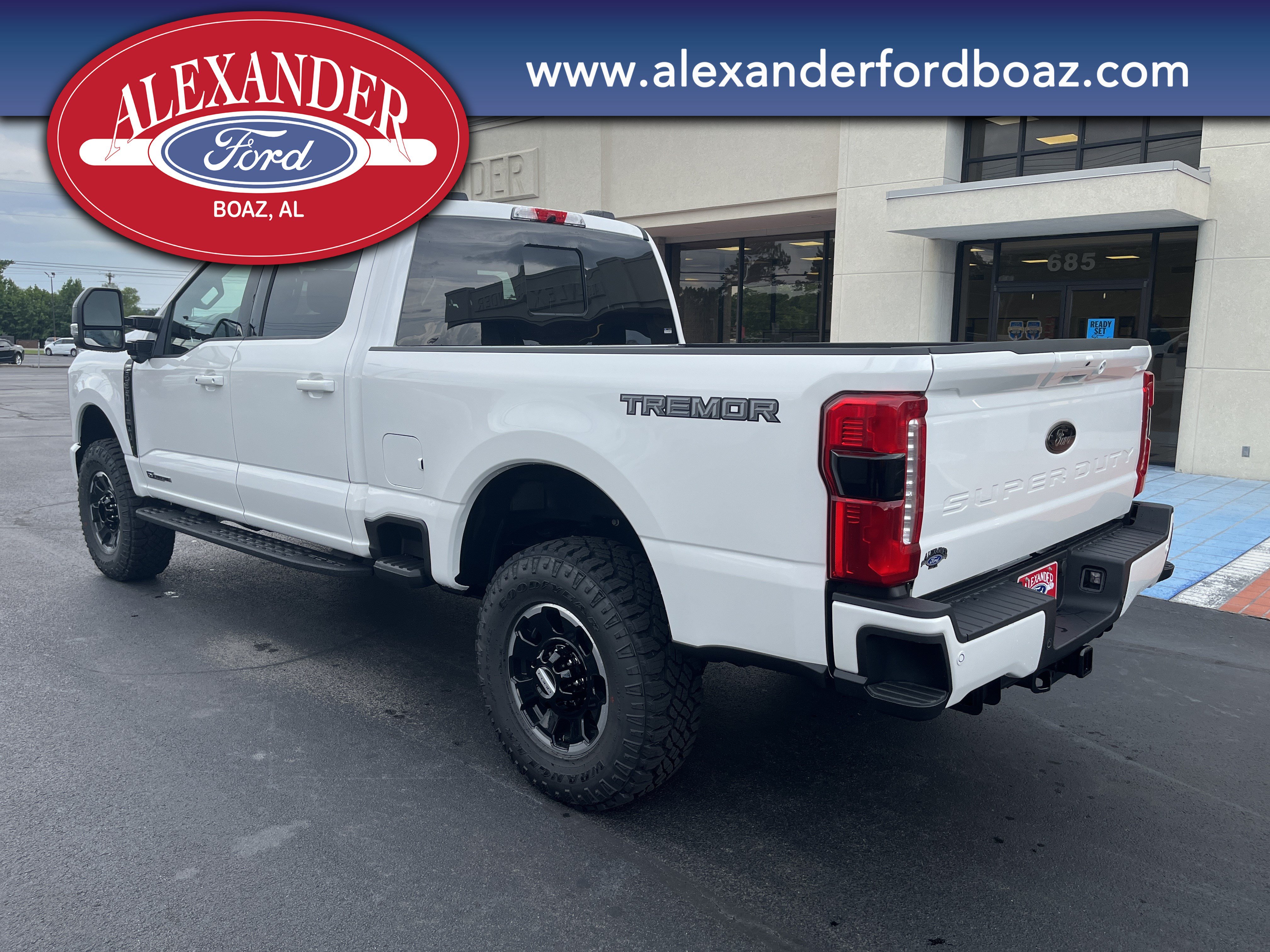 New 2026 Ford F350 Lariat w/ Tremor Off-Road Package AWD/4WD image 2