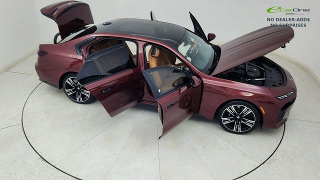 Used 2023 BMW 740i image 82