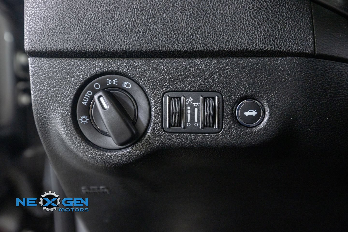 Used 2023 Dodge Charger GT w/ Blacktop Special Edition AWD/4WD image 13
