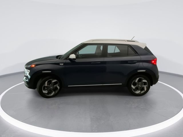 Used 2024 Hyundai Venue Limited FWD image 9