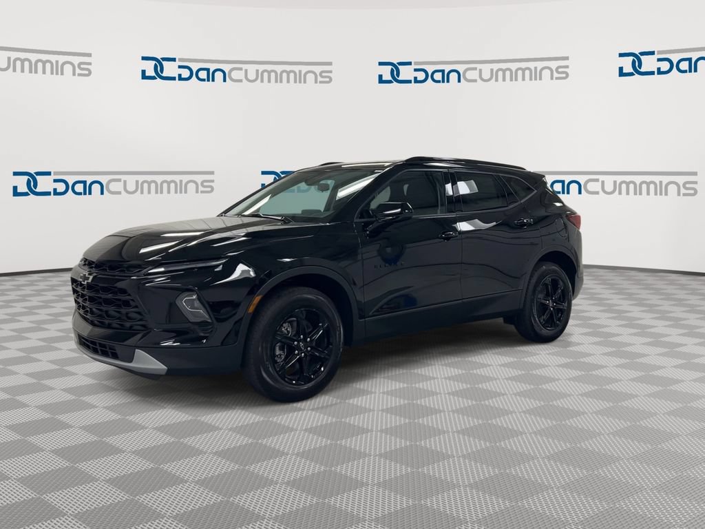 New 2026 Chevrolet Blazer LT w/ Midnight/Sport Edition FWD image 4