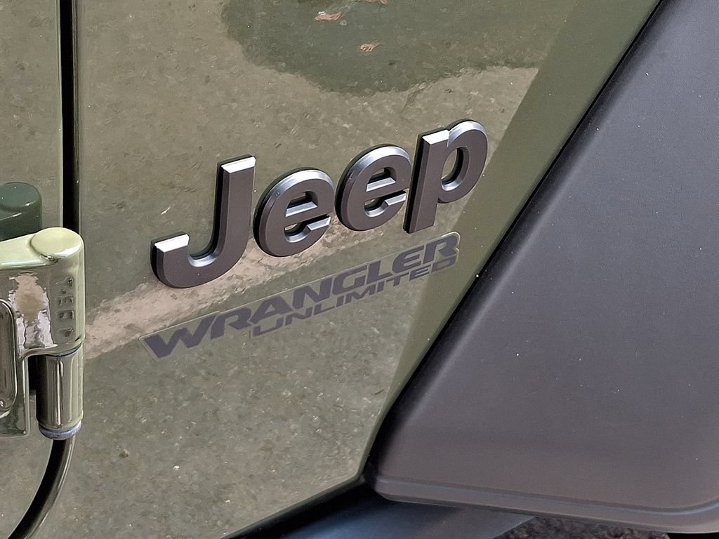 Used 2022 Jeep Wrangler Unlimited Sport AWD/4WD image 8