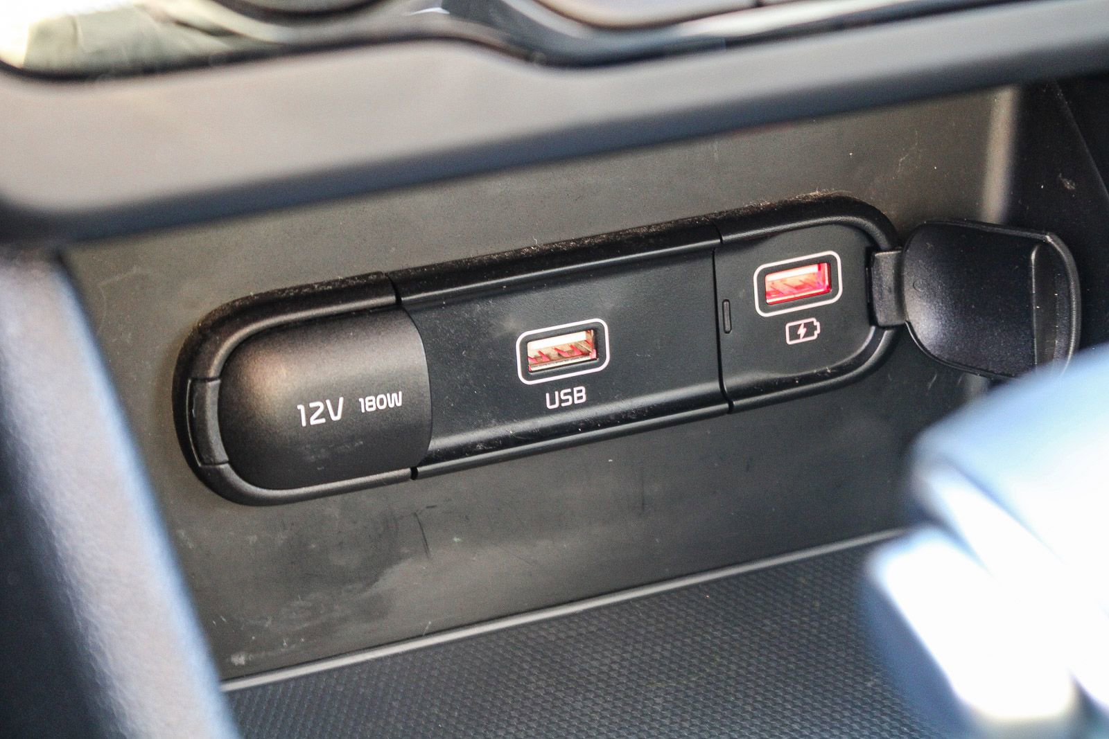 Used 2022 Kia Niro LXS w/ Digital Cluster Package image 24