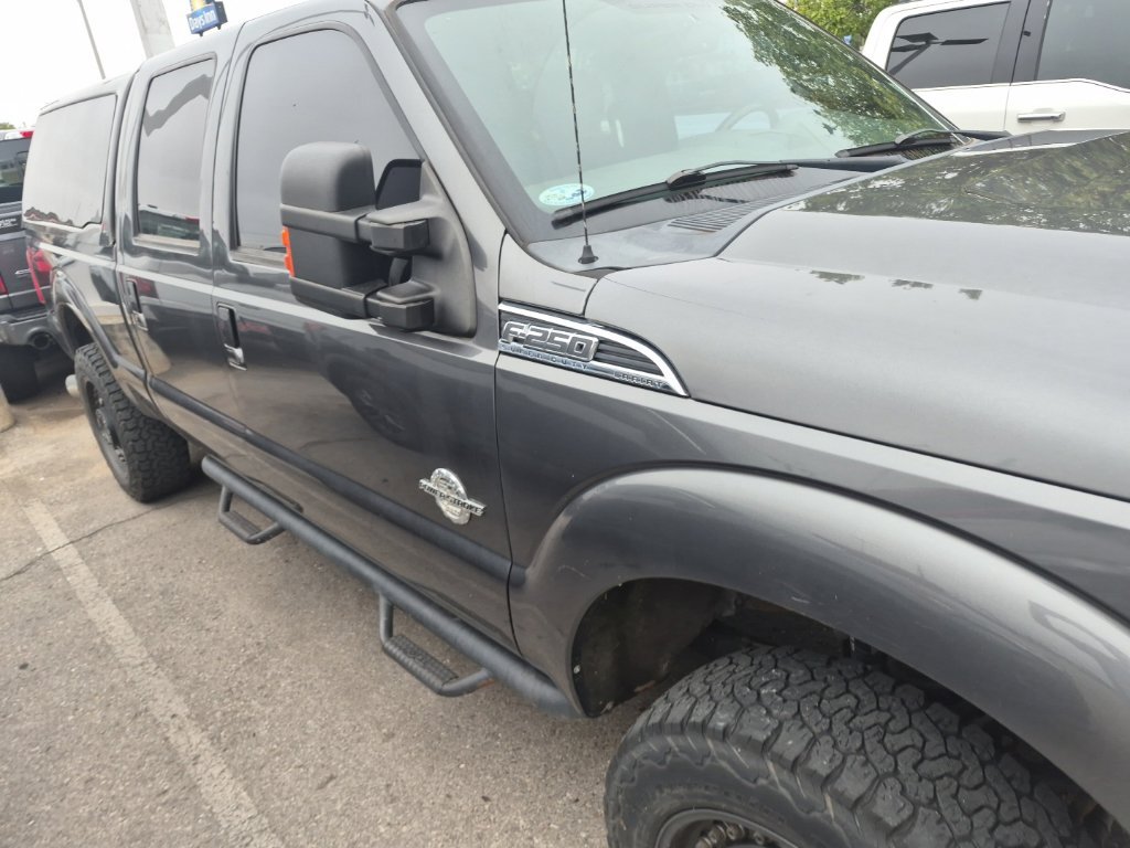 Used 2015 Ford F250 Lariat w/ Lariat Ultimate Package AWD/4WD image 26