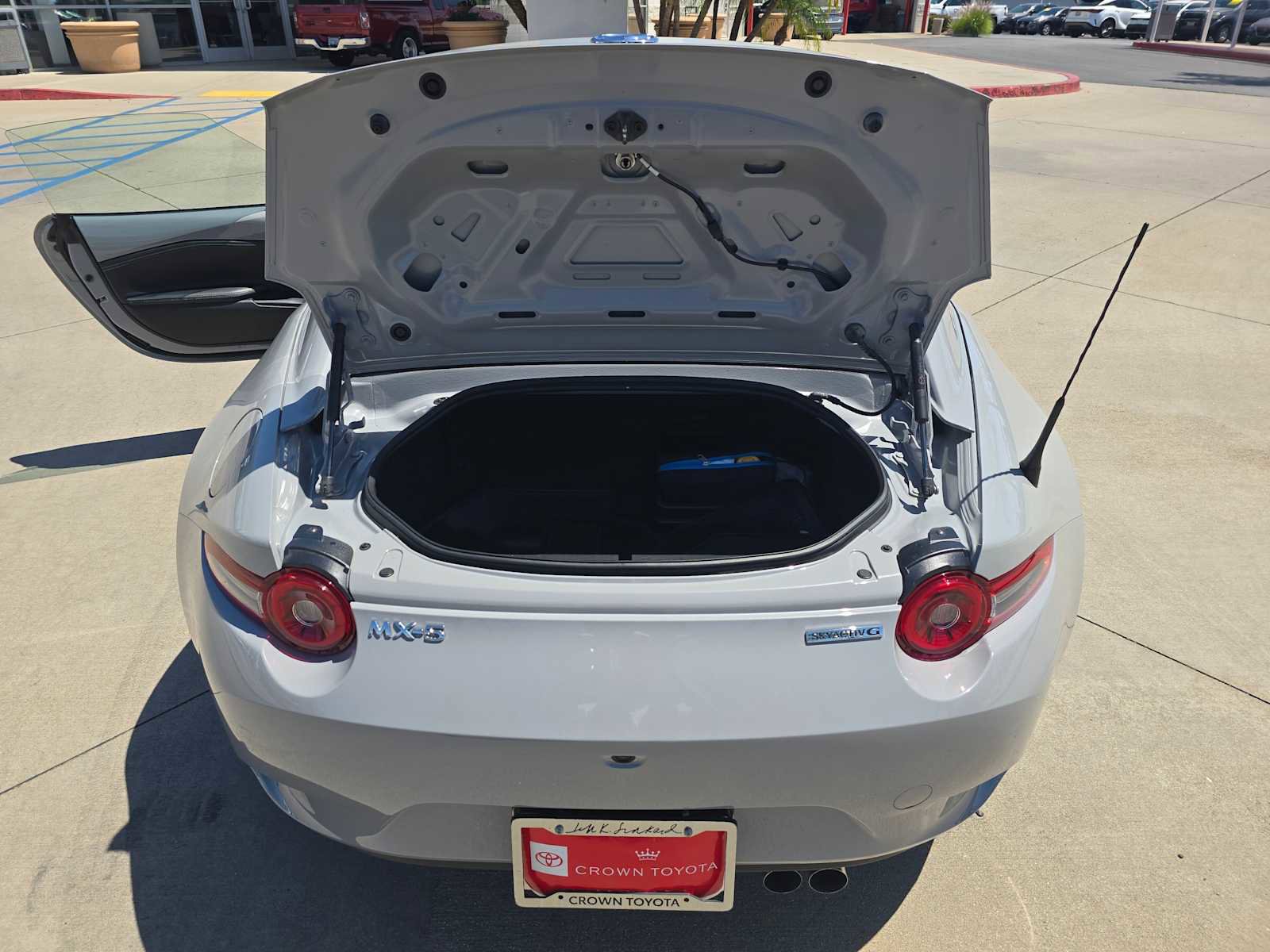 Used 2024 MAZDA MX-5 Miata RF Grand Touring w/ Weather Package image 12