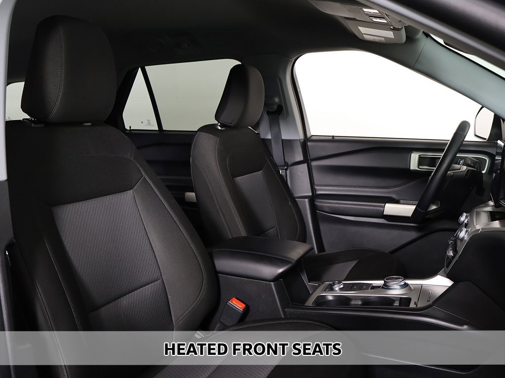 Used 2022 Ford Explorer XLT image 5