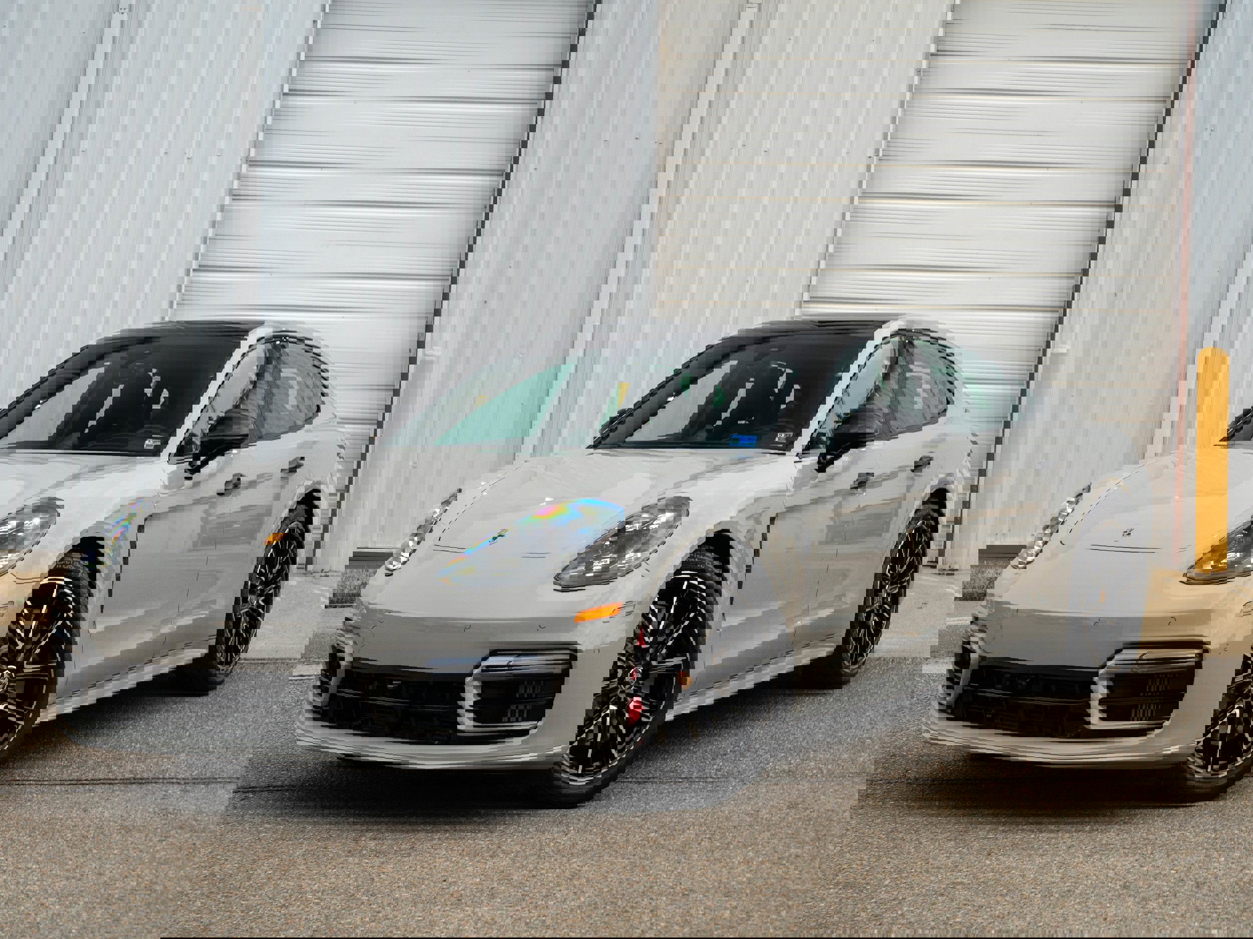 Used 2022 Porsche Panamera GTS w/ Premium Package image 1