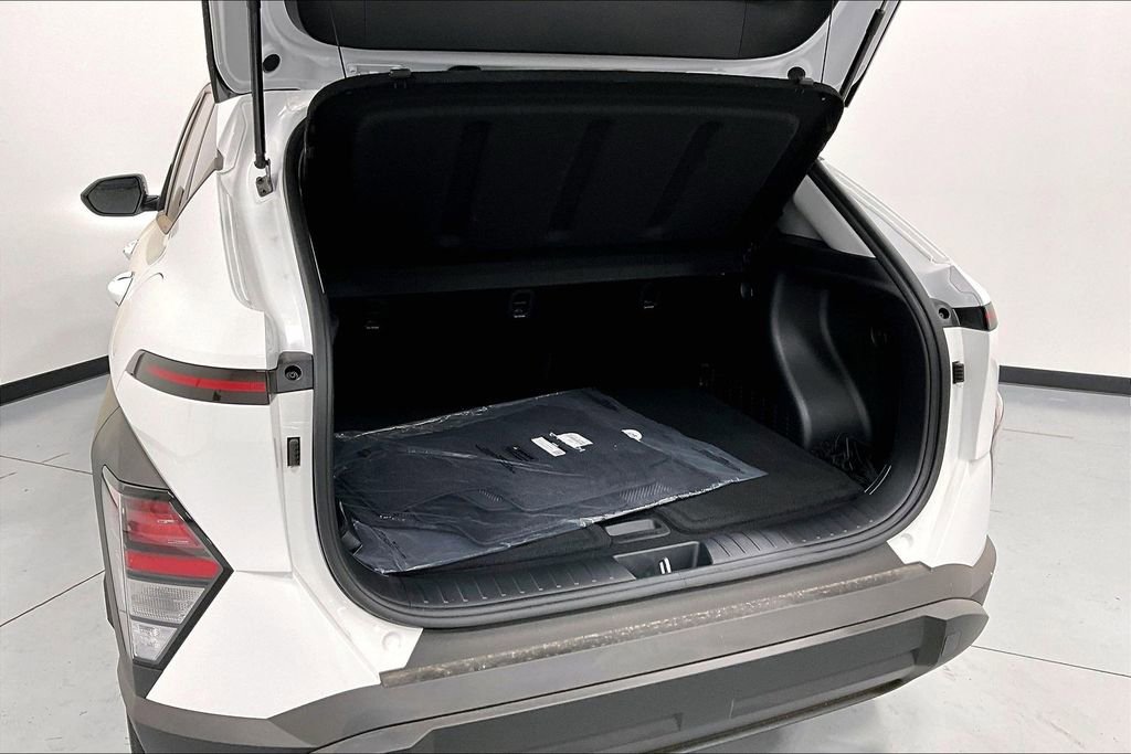 New 2026 Hyundai Kona SEL Sport FWD image 30