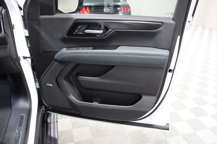 New 2026 GMC Yukon XL AT4 w/ AT4 Premium Plus Package AWD/4WD image 26
