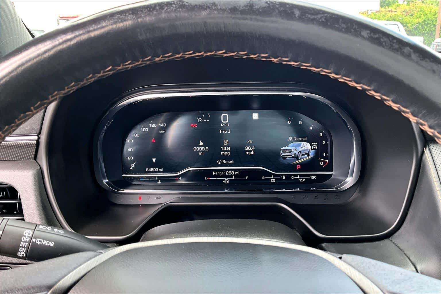 Used 2022 GMC Yukon XL AT4 AWD/4WD image 26