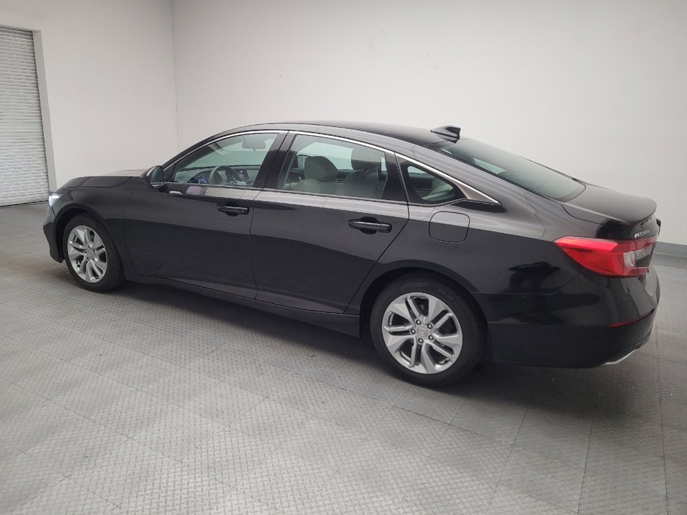 Used 2018 Honda Accord LX image 3