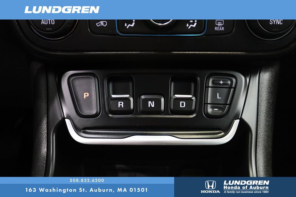 Used 2020 GMC Terrain SLT image 23