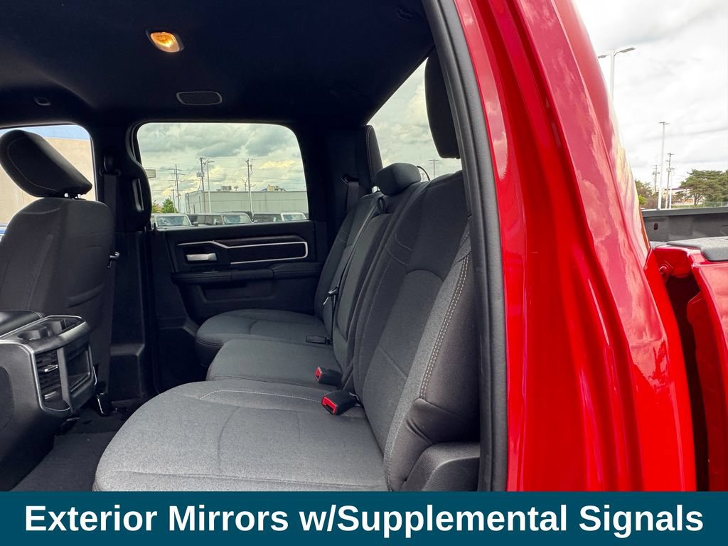 Used 2024 RAM 3500 Big Horn w/ Night Edition AWD/4WD image 29