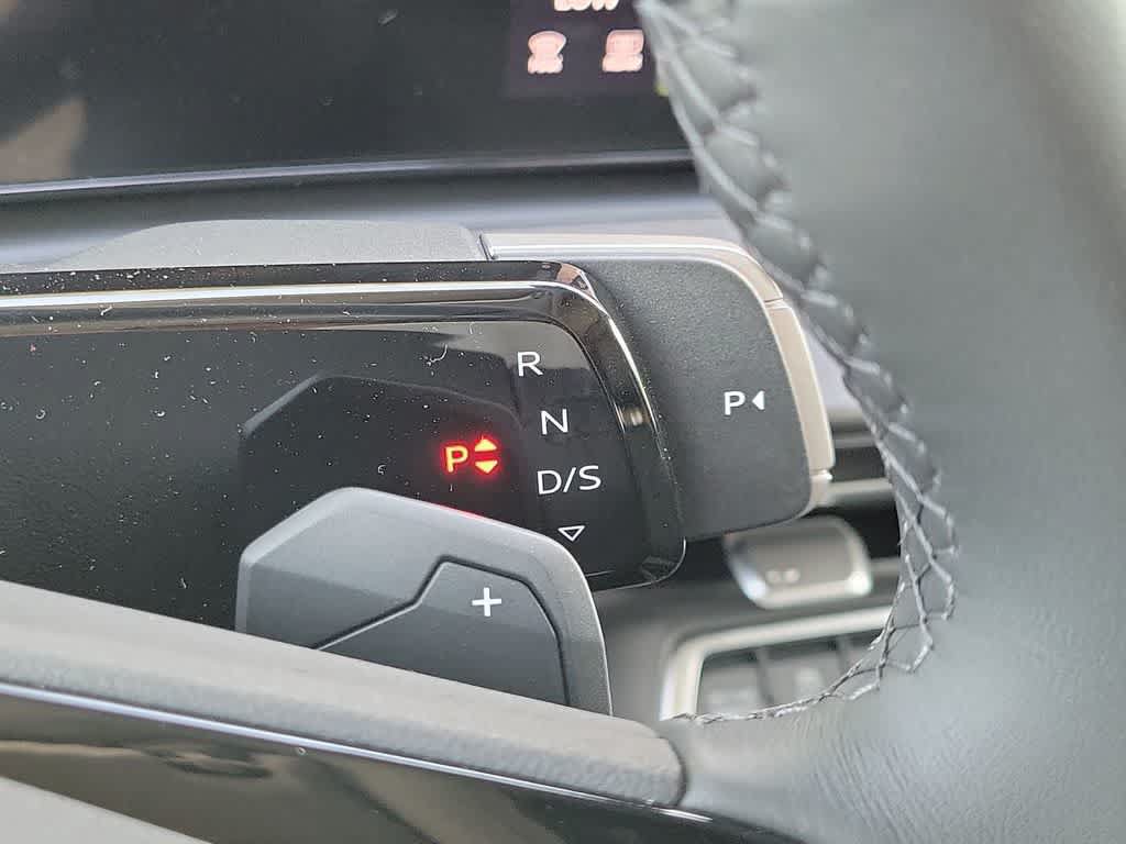 New 2026 Audi Q3 quattro 2.0T AWD/4WD image 17