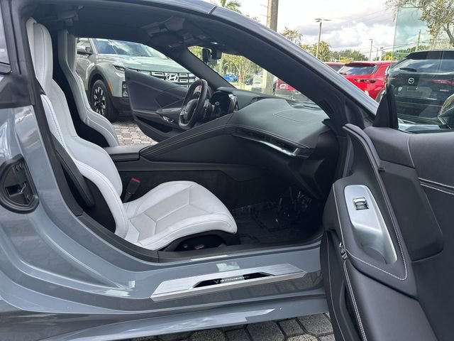 Used 2024 Chevrolet Corvette Stingray Coupe w/ Z51 Performance Package RWD image 29