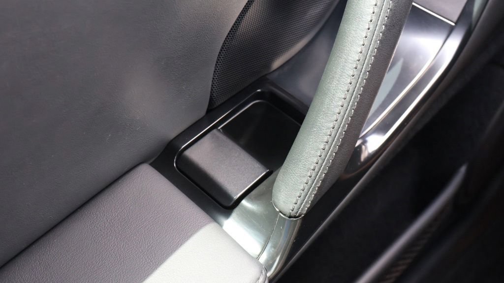 Used 2021 Nissan GT-R Premium AWD/4WD image 33