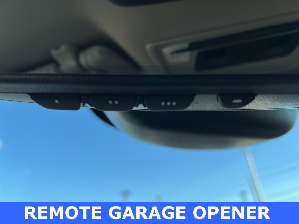 Used 2023 Honda Pilot Touring image 38