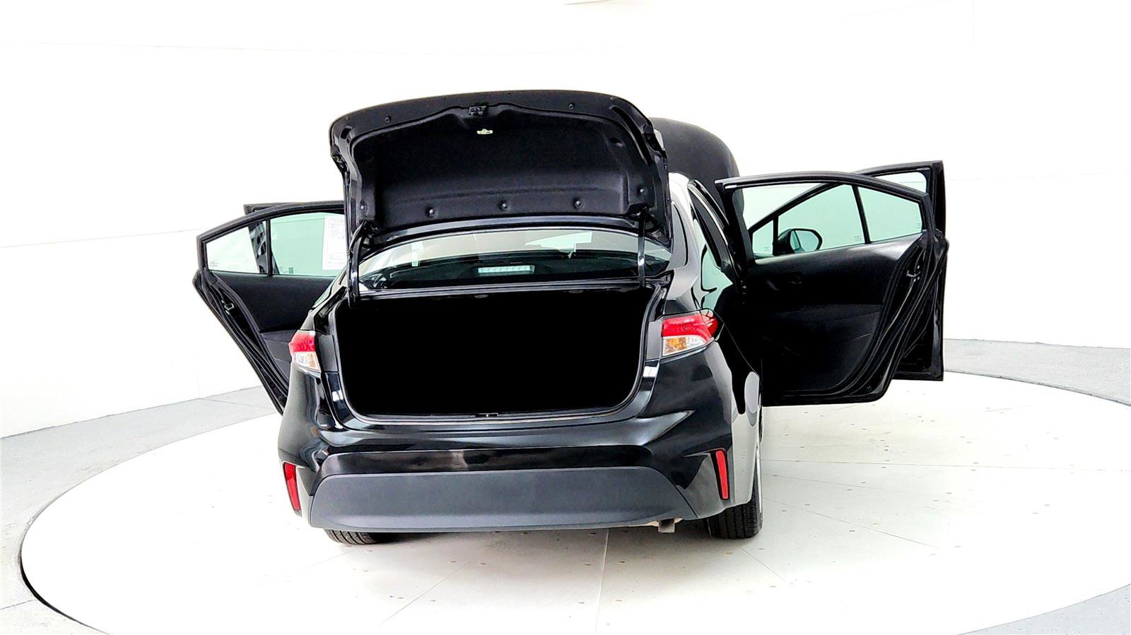 Certified 2024 Toyota Corolla LE image 11